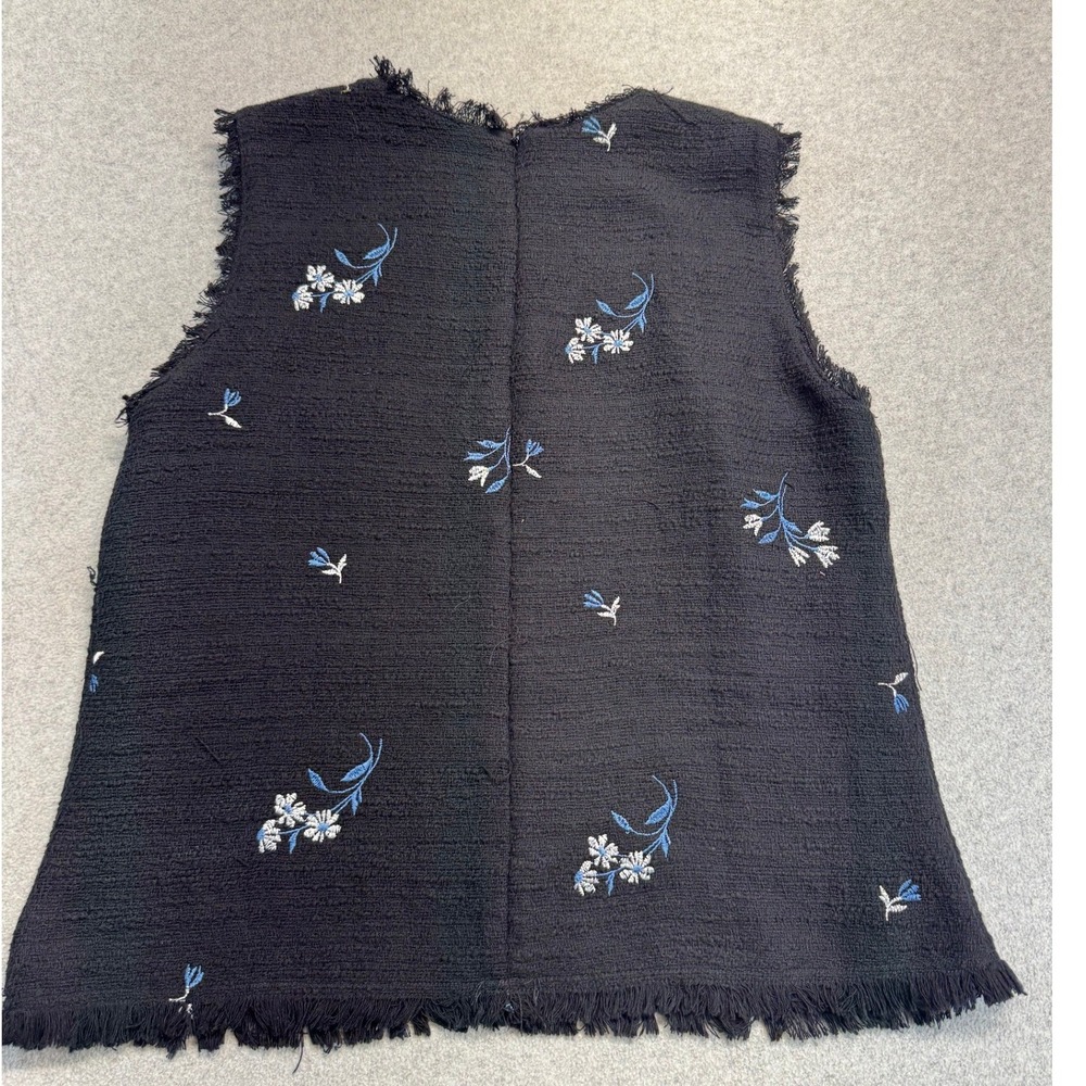 Ann Taylor Tweed Shell Womens Size 4 Navy Blue Floral Embroidered Fringed Top - Picture 7 of 7